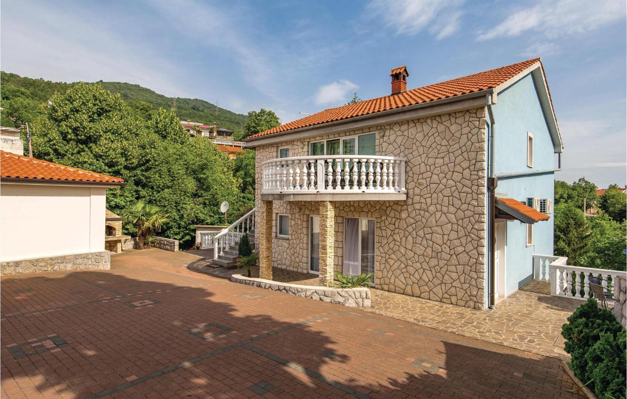 Nice Apartment In Matulji With Kitchen Extérieur photo